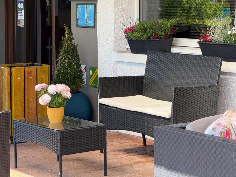 Brit Hotel Besancon L'Horloge Екстер'єр фото