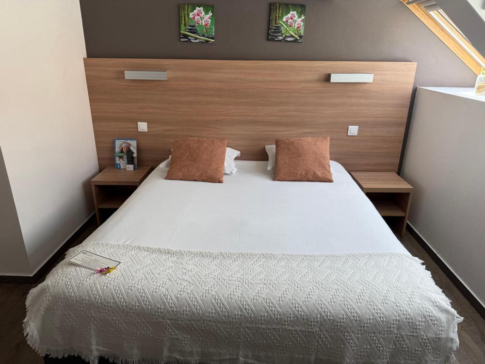 Brit Hotel Besancon L'Horloge Екстер'єр фото