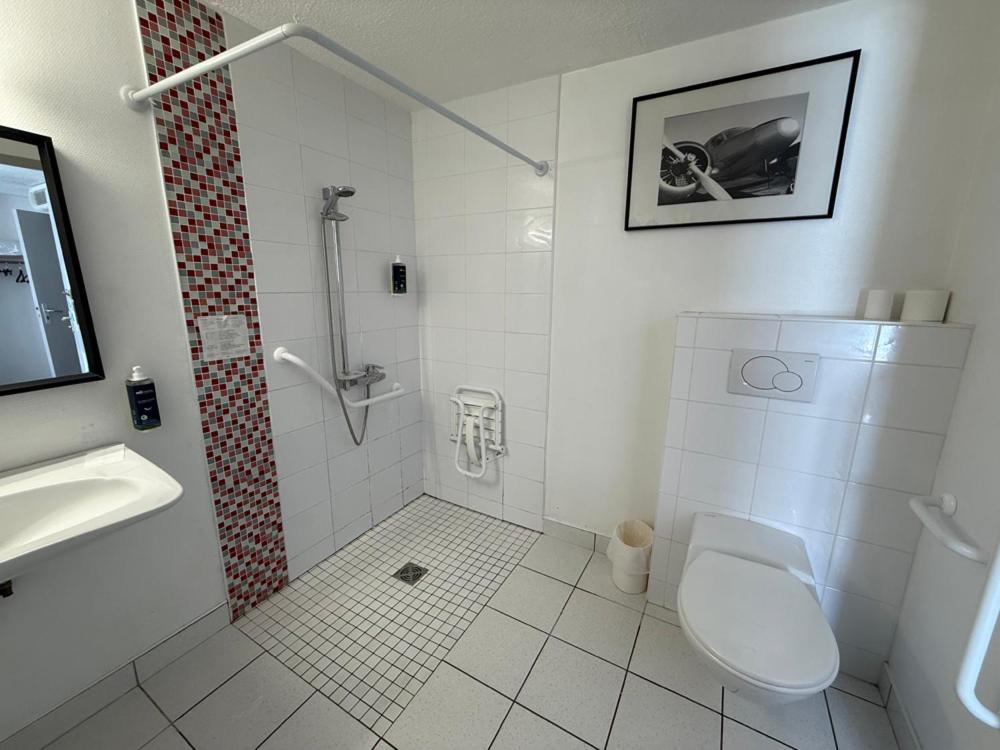 Brit Hotel Besancon L'Horloge Екстер'єр фото